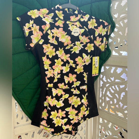 Hurley Other - NWT Hurley X Carissa Moore collab. Plumeria long sleeve one piece surf suit. Blk
